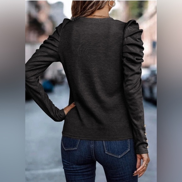 Cute!! Black Top w/Layered Sleeves - Picture 2 of 5